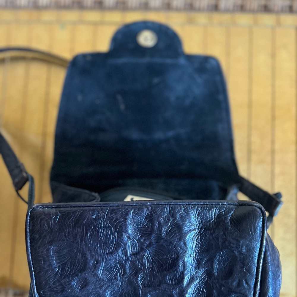 Vtg Sharif Black Leather With Python Crossbody Bl… - image 6